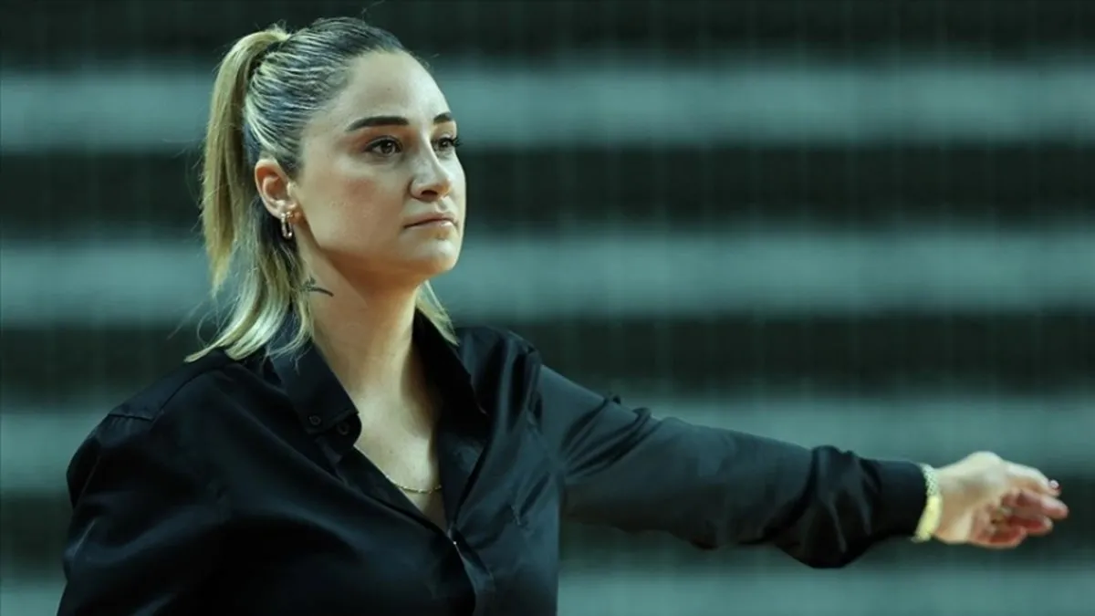 ‘Dişi Fatih Terim’ lakaplı Selen Erdem SABAH Spor’a konuştu! “Kısa kalacağım diye gaza geldim”